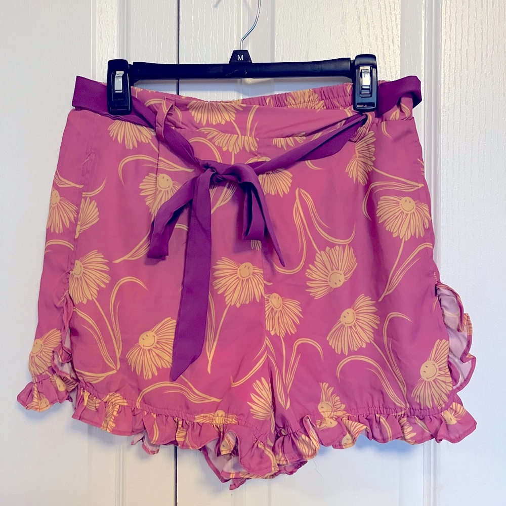Smiley x Unique Vintage shorts